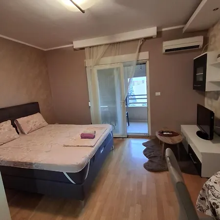 Kvart Apartment